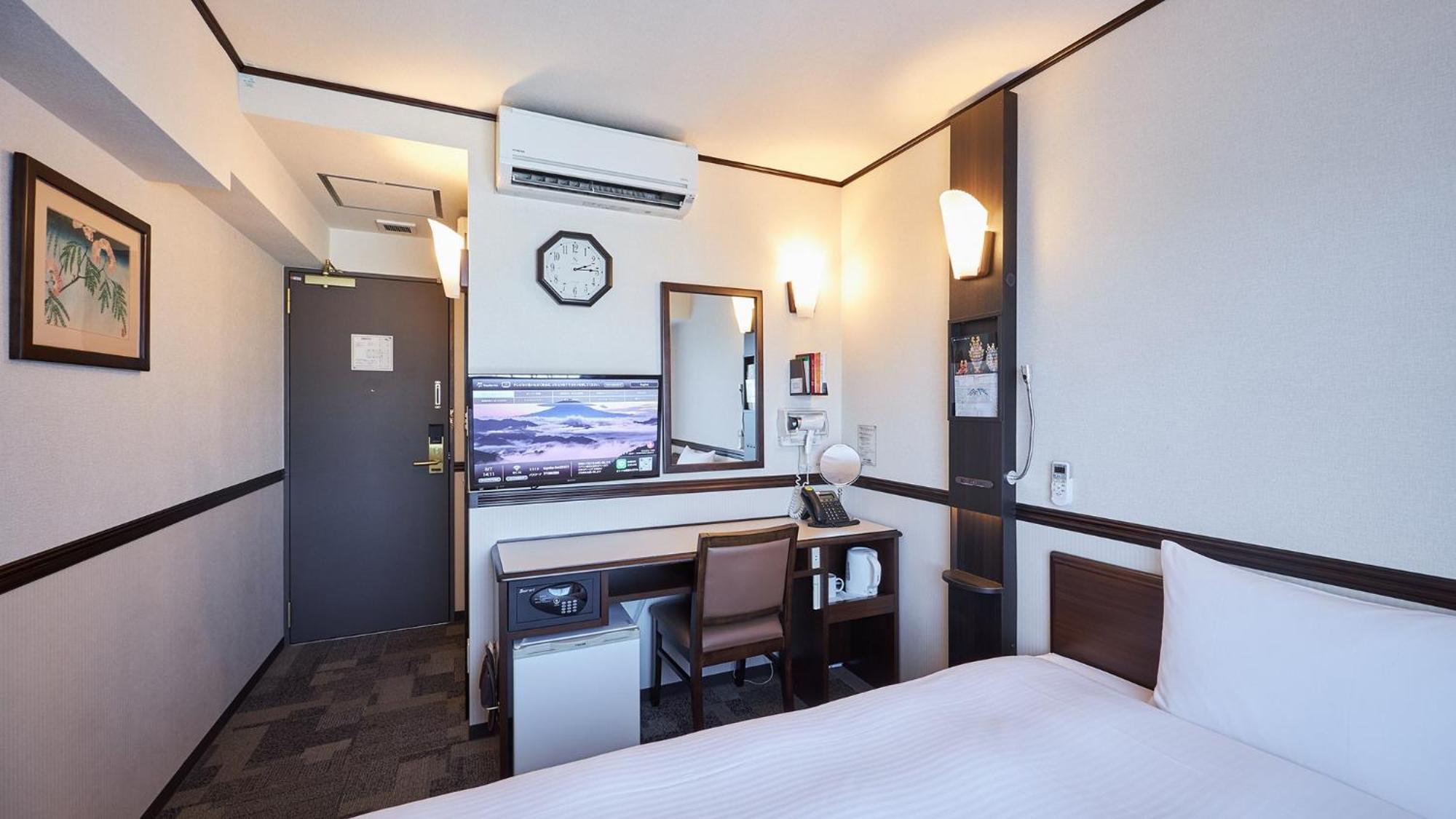 Toyoko Inn Kakegawa Eki Shinkansen Minami Guchi Exterior foto